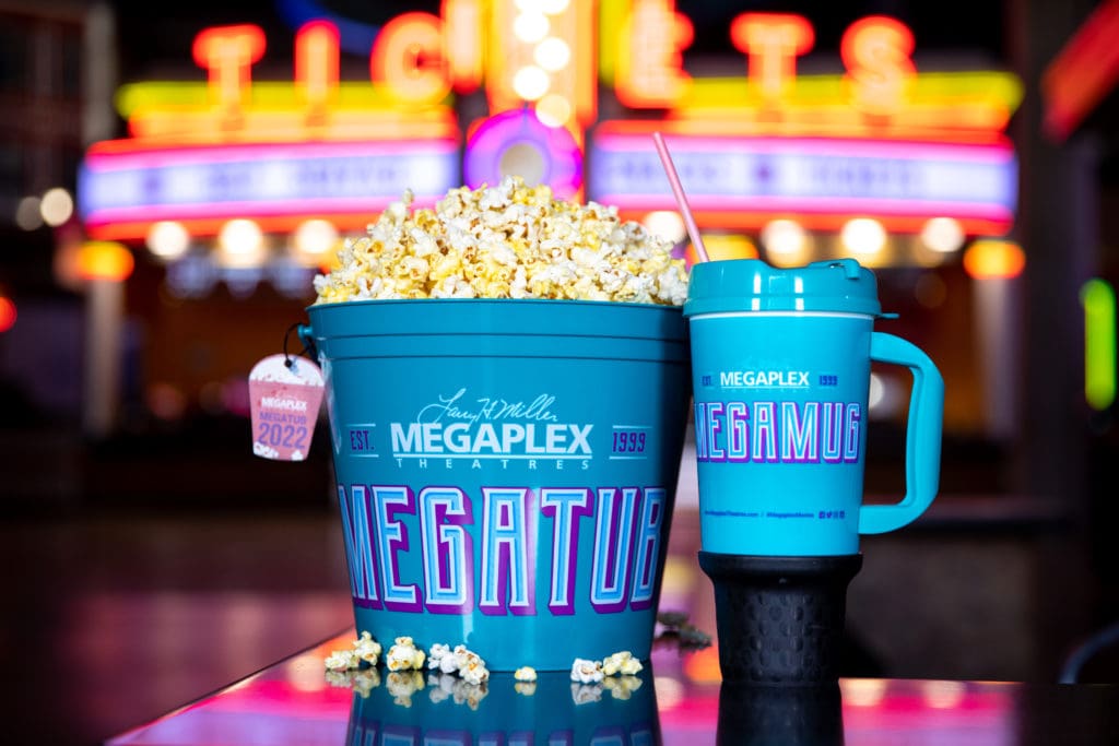 Popcorn Party Plastic Cups With Paper Straws and Lids Movie 